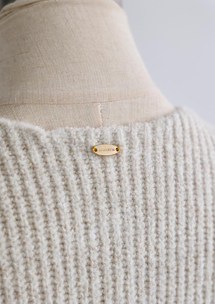 Sleeveless knit gilet LD030