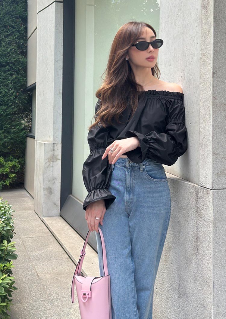 Off shoulder blouse LD031