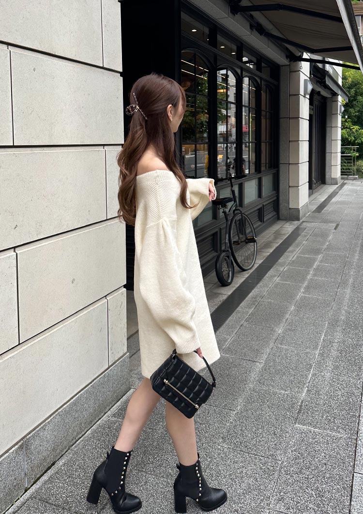 Off shoulder knit onepiece LD033