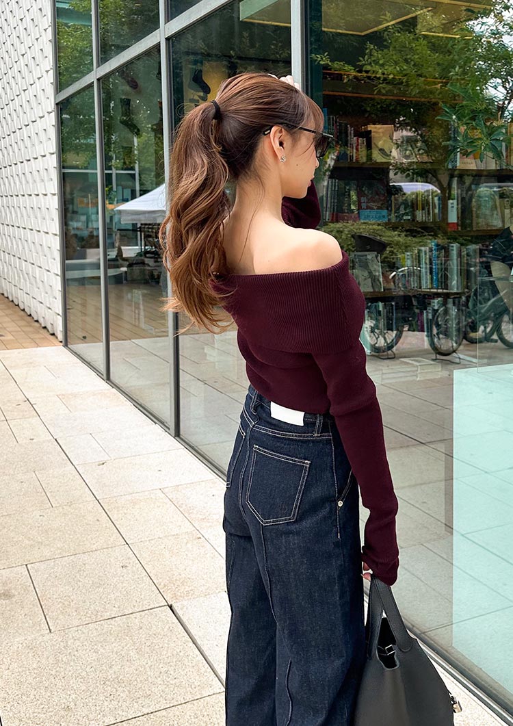 Off shoulder knit top LD039