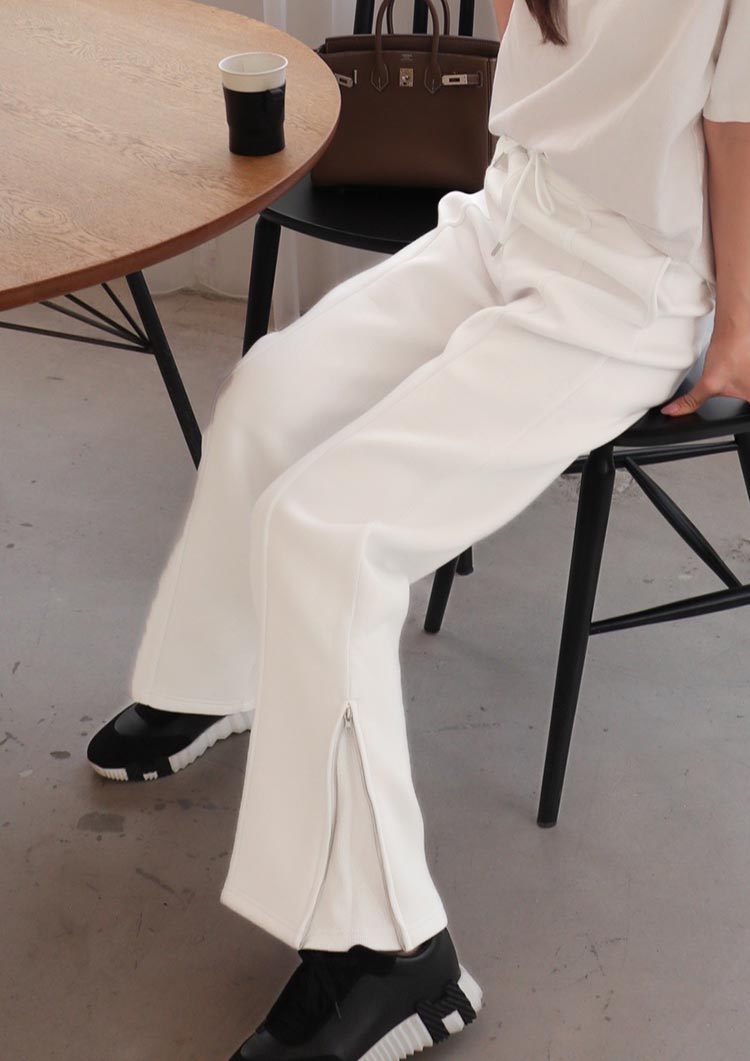 model:163cm Off white