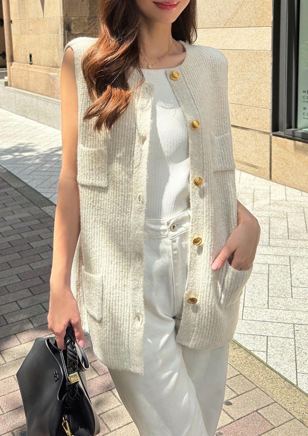 Sleeveless knit gilet　LD030 - Cream