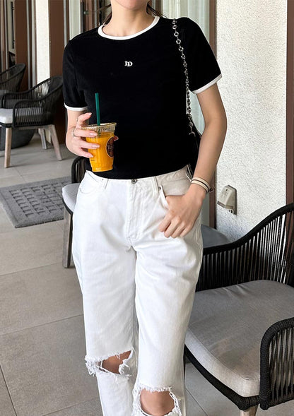 model:163cm / Off Black×White