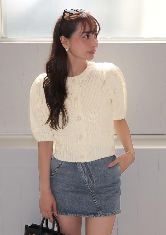 model:163cm Off white