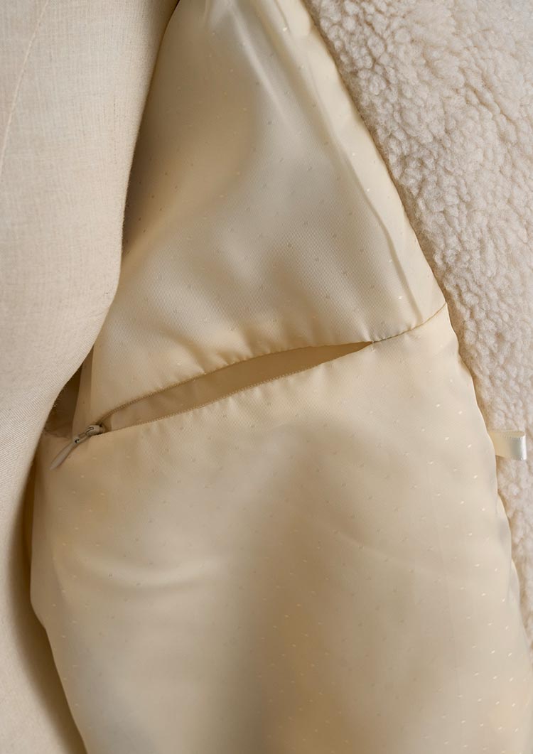 Collarless boa coat　LD075