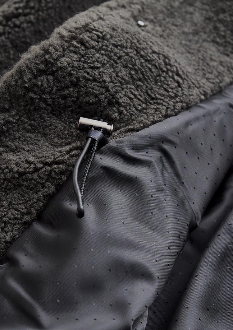 Collarless boa coat　LD075