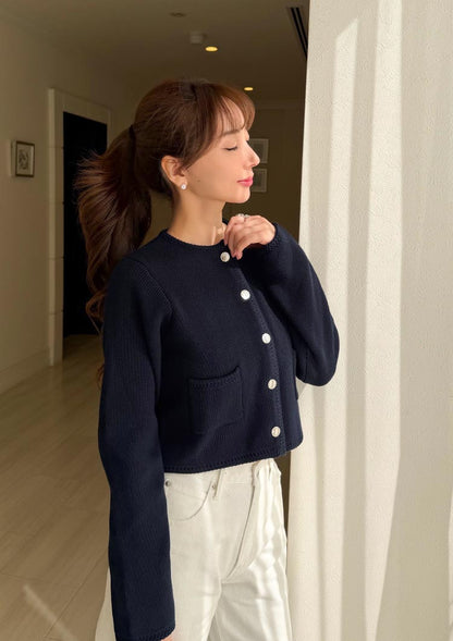 model:163cm Navy