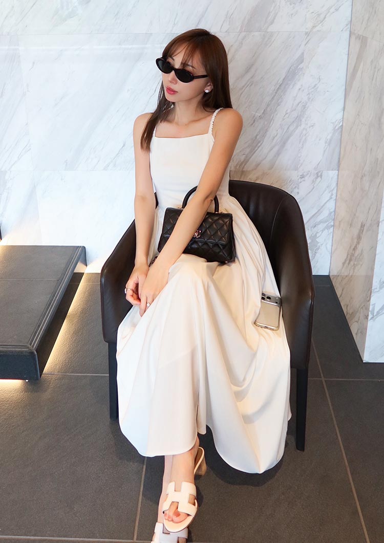 Back open dress LD083 – LUDICRUM