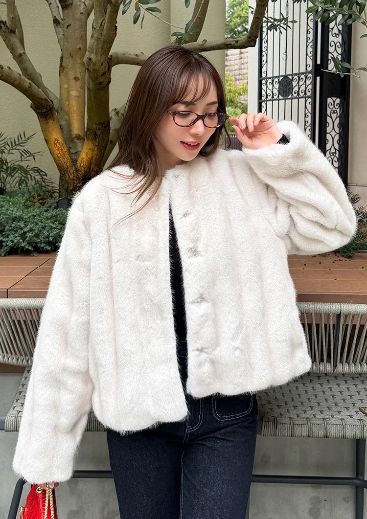 model:163cm Off white